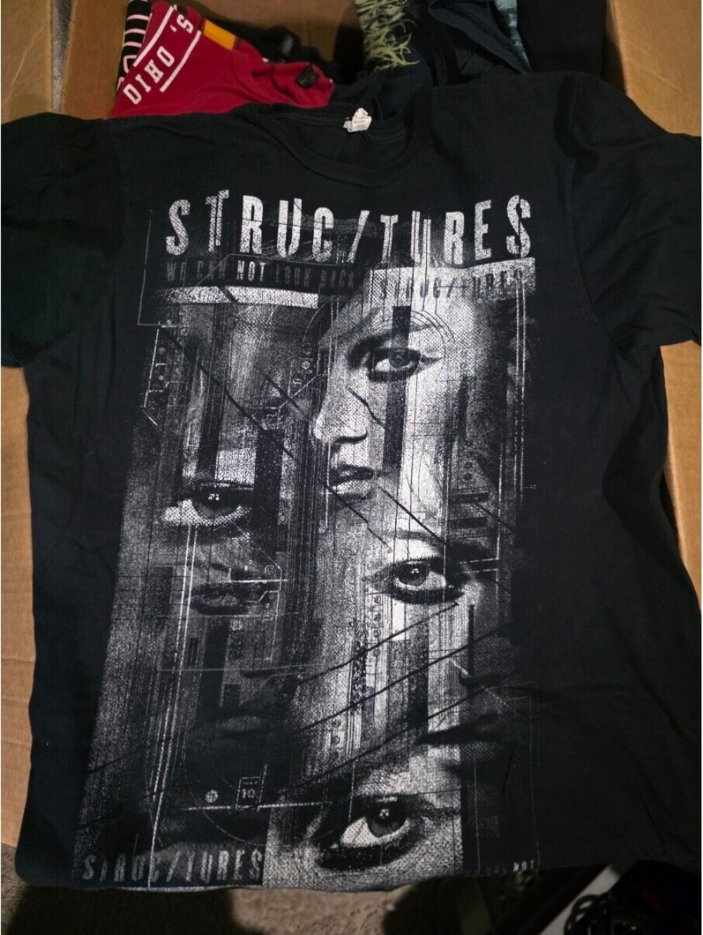 Structures shirt size XL